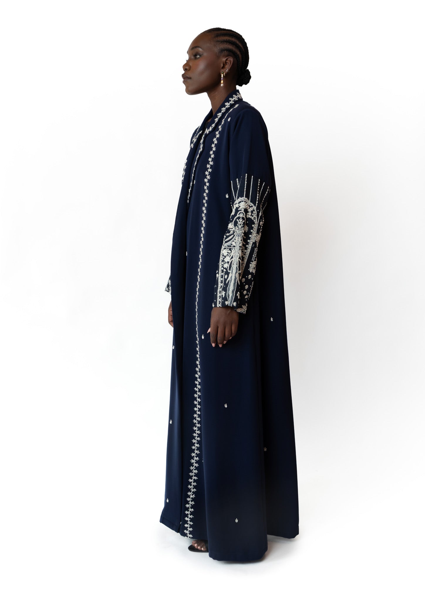 SAPPHIRE THREADS ABAYA