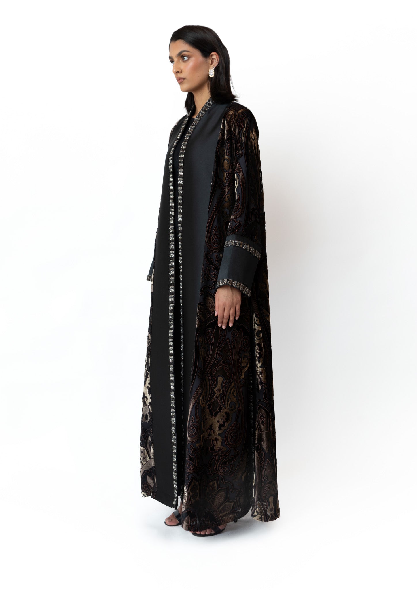 OBSIDIAN GEM ABAYA