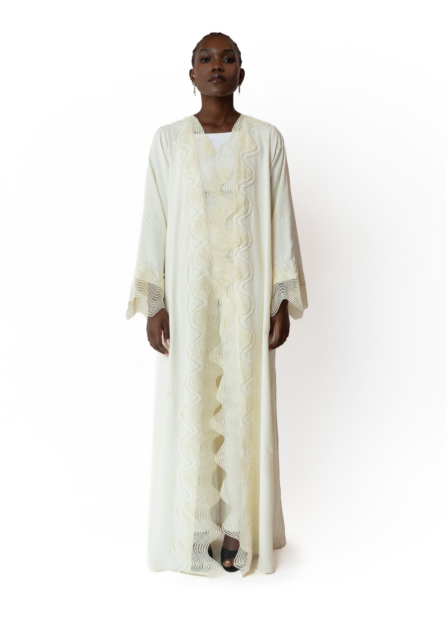 IVORY PEARL WAVES ABAYA
