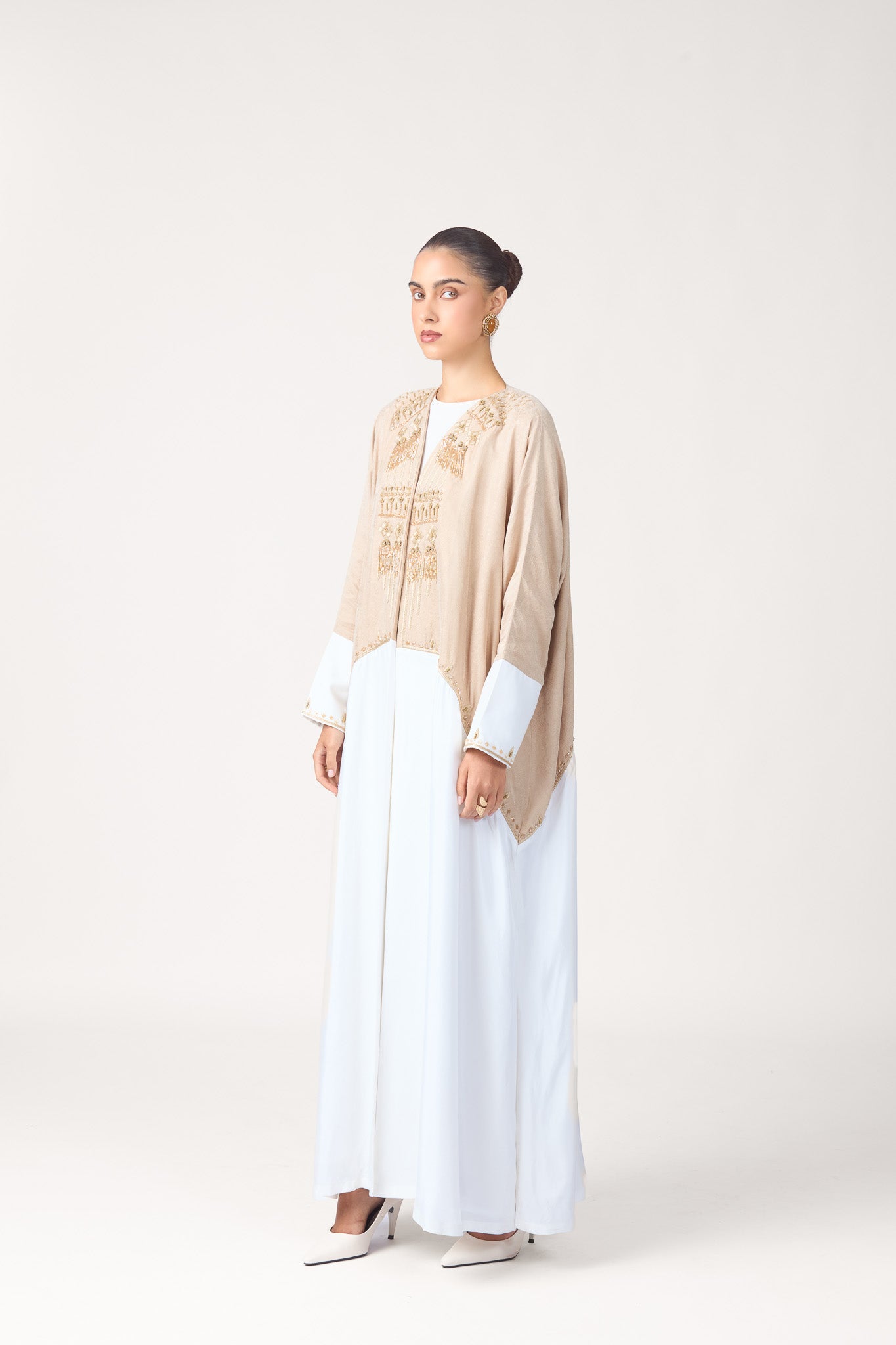 SAND &amp; IVORY